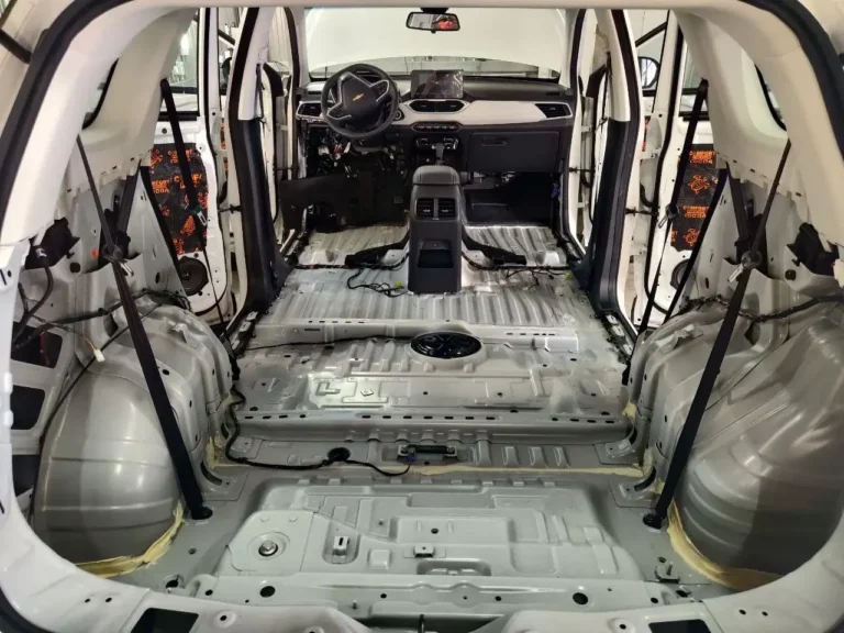 Chevrolet Captiva пол 2