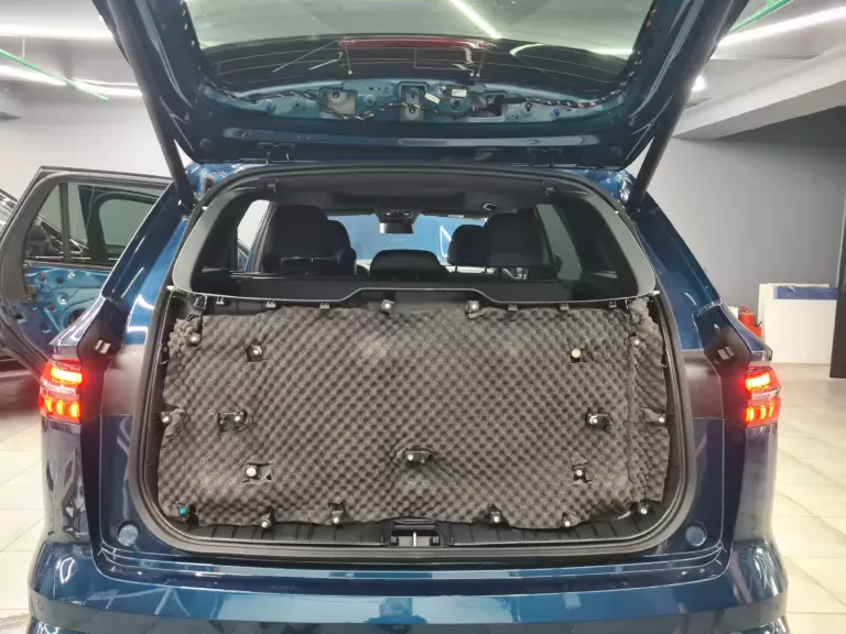 Geely Monjaro 1 баг 7