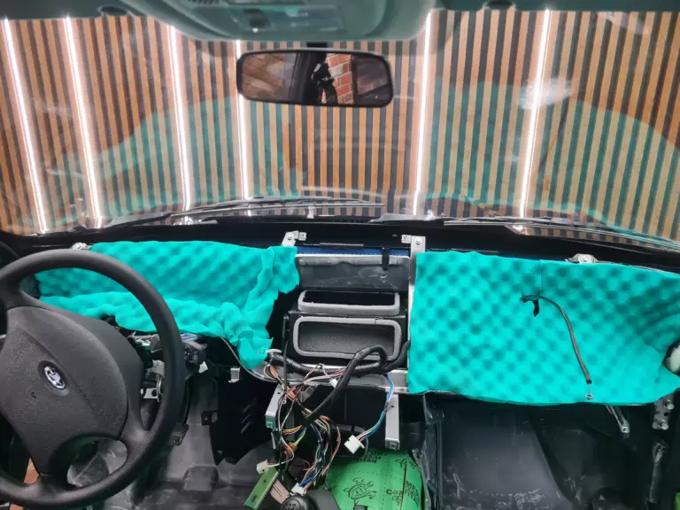 LADA Niva Travel торп 4