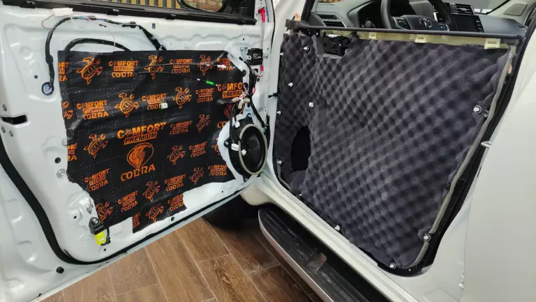 Land Cruiser Prado двер 4