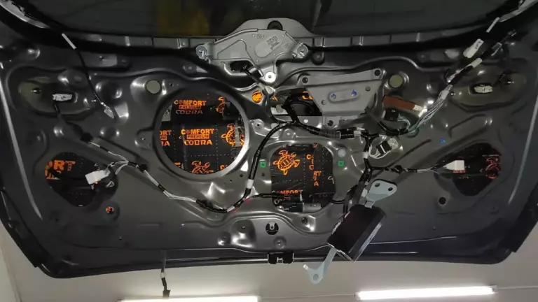 Toyota Fortuner баг 1