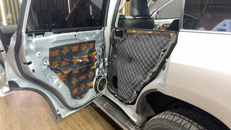 Toyota Land Cruiser Prado 2022 двер 5