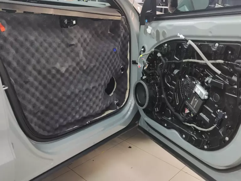 Volvo XC60 двер 4