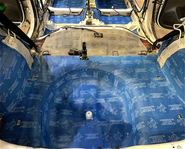 Шумоизоляция KIA Rio X-line баг4