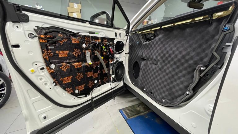 Шумоизоляция Lexus RX 2021 двери 4