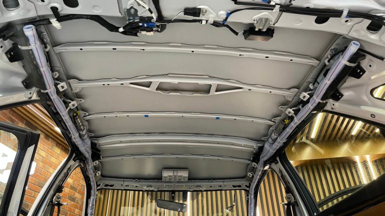 Шумоизоляция Lexus RX 2021 крыша1