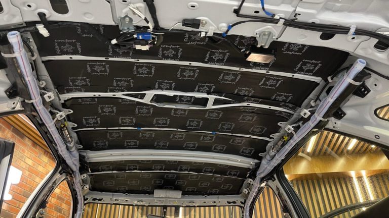 Шумоизоляция Lexus RX 2021 крыша3